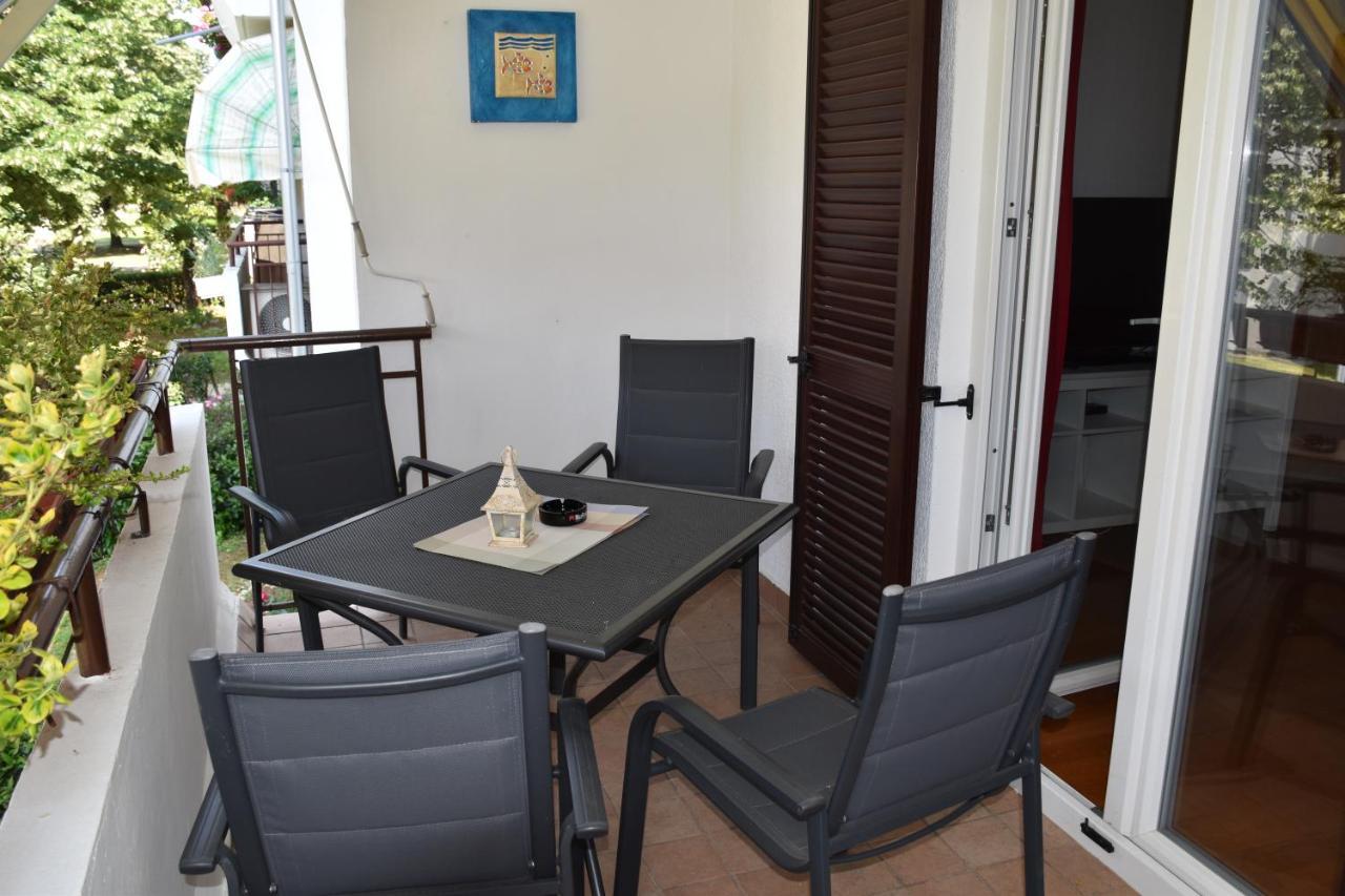 Apartman Tina Apartment Пореч Екстериор снимка